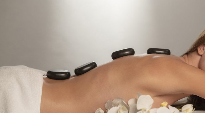 massage naturiste pour femme-newave-institut.fr